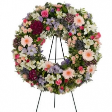 wreath_of_natural_mixed_fl_4ced5dc21cee4